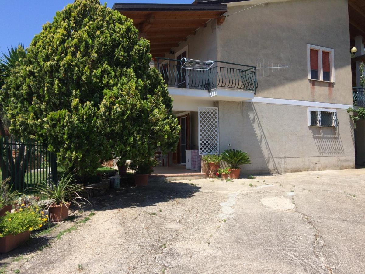 Casa Vacanze La Tuia Castellabate Extérieur photo