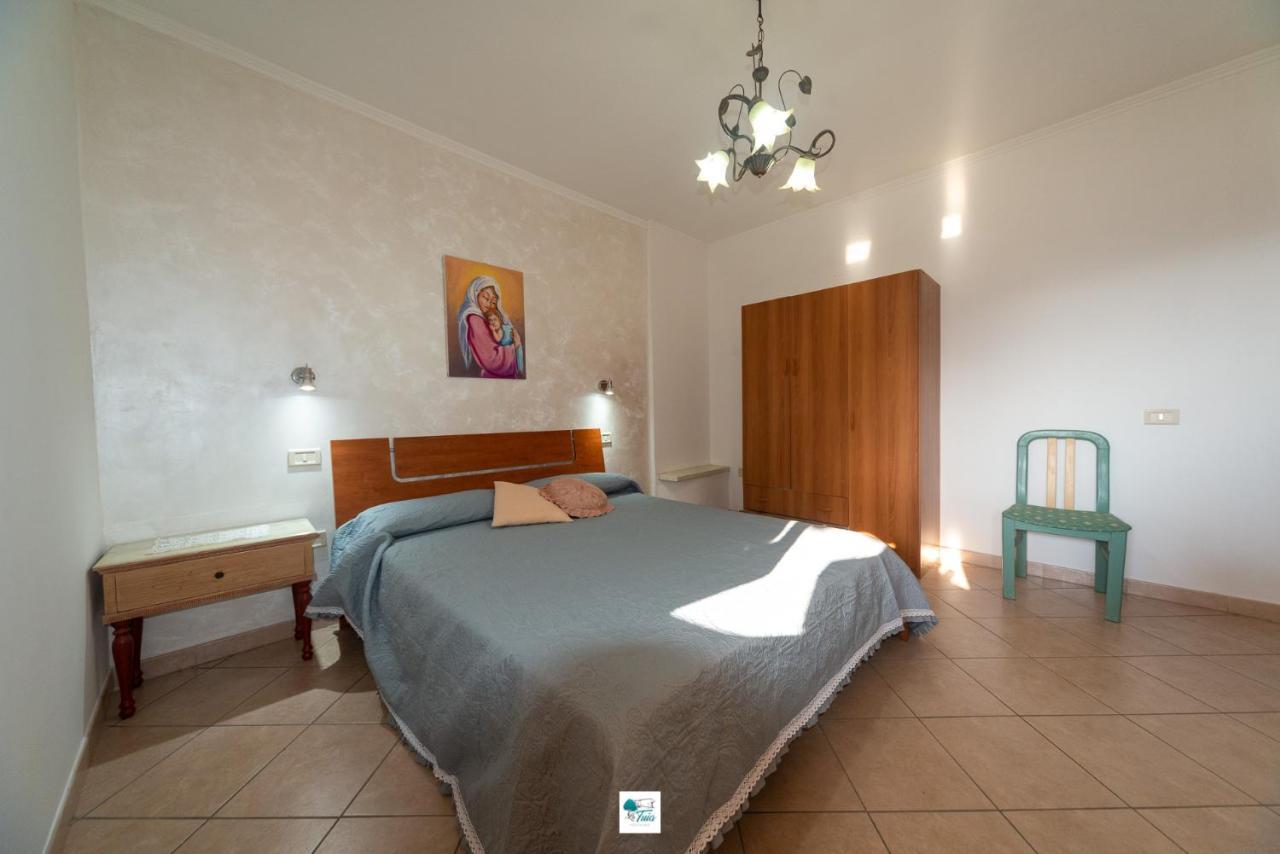 Casa Vacanze La Tuia Castellabate Extérieur photo